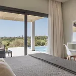 Vila Anelle *
