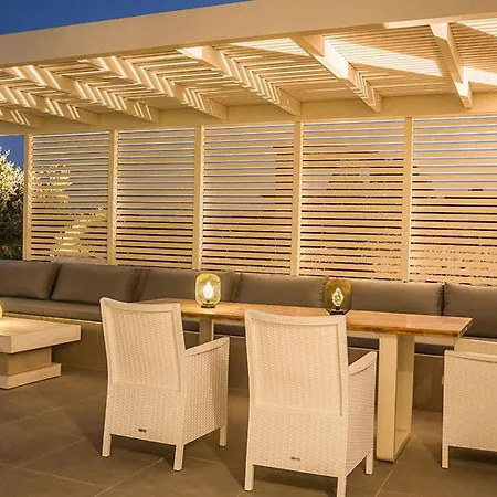 Anelle Villa Karavádhos